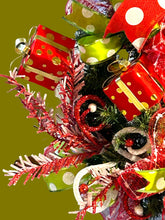 Load image into Gallery viewer, Believe in The Magic of Christmas, Christmas Wreath, Santa Wreath, Christmas Decor