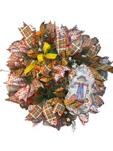Load image into Gallery viewer, Scarecrow Wreath, Fall Wreath, Autumn, Harvest