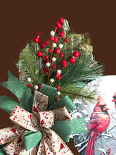 Load image into Gallery viewer, Cardinal Wreath, Winter Wreath, Christmas Wreath, WInter Decor