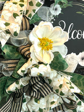 Load image into Gallery viewer, Welcome Wreath, Magnolia Wreath, Everyday Wreath, Home Decor