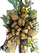 Load image into Gallery viewer, Neutral Wreath, Everyday Wreath, Door Wreath, Window Frame Wreath