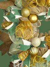 Load image into Gallery viewer, Amazing Grace Wreath, Christmas Wreath. Christmas Decor