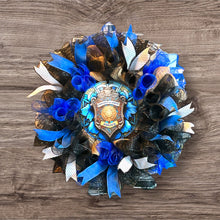 Load image into Gallery viewer, Police Wreath, Police Gift, Awareness Wreath, Protect & Serve