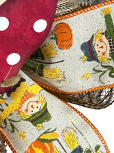 Load image into Gallery viewer, Scarecrow Wreath, Fall Wreath, Thanksgiving Wreath, Fall Thanksgiving Decor