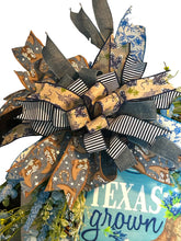 Load image into Gallery viewer, Texas Grown Grapevine Wreath, Western Decor, Rustic Decor