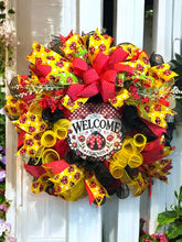 Load image into Gallery viewer, Welcome Friends Ladybug Wreath, Front Door Decor, Spring Summer Wreath