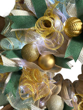 Load image into Gallery viewer, Amazing Grace Wreath, Christmas Wreath. Christmas Decor