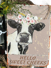 Load image into Gallery viewer, Hello Sweet Cheeks Wreath, Farmhouse Wreath, Home Decor, Cow Wreath