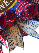 Load image into Gallery viewer, Marine Wreath, Military Gift, Patriotic, Veteran Gift