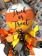 Load image into Gallery viewer, Trick or Treat Wreath Halloween Wreath Halloween Decor