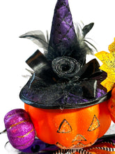 Load image into Gallery viewer, Pumpkin Center Piece