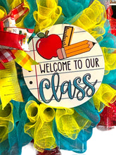 Load image into Gallery viewer, Welcome Back Classroom Wreath, Teacher Wreath, Teacher Gift
