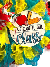 Load image into Gallery viewer, Welcome Back Classroom Wreath, Teacher Wreath, Teacher Gift