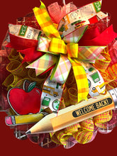 Load image into Gallery viewer, Welcome Back Classroom Wreath, Teacher Wreath, Teacher Gift