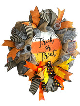 Load image into Gallery viewer, Trick or Treat Wreath Halloween Wreath Halloween Decor