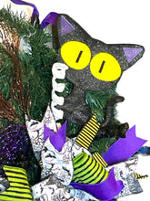 Load image into Gallery viewer, Cat Halloween Wreath, Halloween Wreath, Halloween Decor