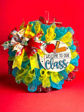 Load image into Gallery viewer, Welcome Back Classroom Wreath, Teacher Wreath, Teacher Gift