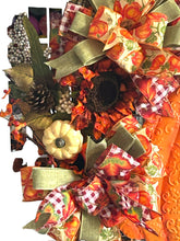 Load image into Gallery viewer, Fall Pumpkin Wreath, Fall Decor, Thanksgiving Wreath