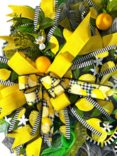 Load image into Gallery viewer, Spring Summer Lemon Wreath Lemon Flip Flops