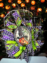 Load image into Gallery viewer, Pumpkin Scarecrow Wreath, Halloween Decor, Thanksgiving Decor, Fall Decor