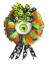 Load image into Gallery viewer, Creepy Eye Halloween Wreath Halloween Decor