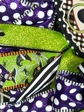 Load image into Gallery viewer, Pumpkin Scarecrow Wreath, Halloween Decor, Thanksgiving Decor, Fall Decor