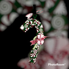 Load image into Gallery viewer, Candy Cane Wreath Door Hanger
