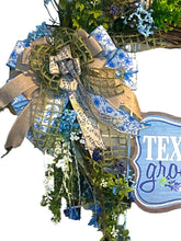 Load image into Gallery viewer, Texas Grown Grapevine Wreath