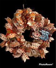 Load image into Gallery viewer, Welcome and Happy Fall Y’all Wreath