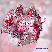Load image into Gallery viewer, Be My Valentine Wreath Sweetheart Wreath