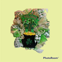 Load image into Gallery viewer, Welcome St. Patrick’s Day Wreath