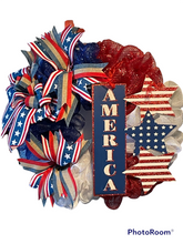 Load image into Gallery viewer, America Wreath