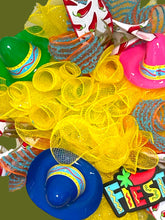 Load image into Gallery viewer, Fiesta Sombrero Wreath