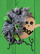 Load image into Gallery viewer, Boo Ghost Wreath Halloween Decor