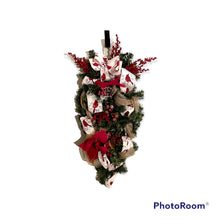 Load image into Gallery viewer, Christmas Cardinal Swag