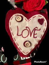 Load image into Gallery viewer, Love Heart Door Hanger