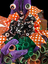 Load image into Gallery viewer, Spooky Eyes Witch Hat Wreath