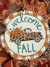 Load image into Gallery viewer, Welcome Fall Wreath