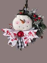 Load image into Gallery viewer, Snowman Wreath Winter Wreath Christmas Decor