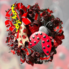 Load image into Gallery viewer, Ladybug Wreath