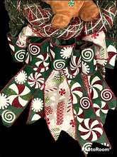 Load image into Gallery viewer, Gingerbread Boy and Girl Christmas Candy Swag