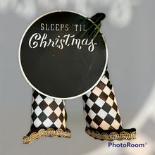 Load image into Gallery viewer, Nutcracker Sleeps til Christmas Wreath