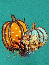 Load image into Gallery viewer, Vine/Fabric Pumpkin Wreath