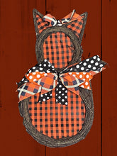 Load image into Gallery viewer, Cat Vine/Fabric Halloween Wreath Halloween Decor
