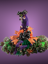 Load image into Gallery viewer, Spooky Eyes Witch Hat Wreath