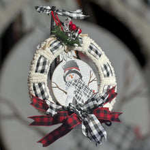 Load image into Gallery viewer, Snowman Christmas Ribbon and Yarn Wreath