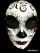 Load image into Gallery viewer, Day of the Dead Mask Wreath