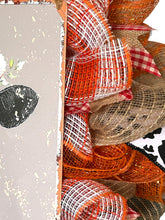 Load image into Gallery viewer, Hello Sweet Cheeks Farmhouse Cow Wreath