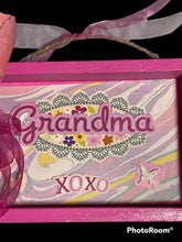 Load image into Gallery viewer, Grandma XOXO Shadow Box