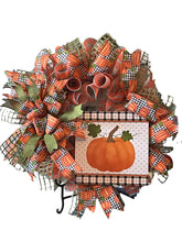 Load image into Gallery viewer, Fall Pumpkin Wreath, Thanksgiving Wreath, Fall Wreath. Autumn Decor